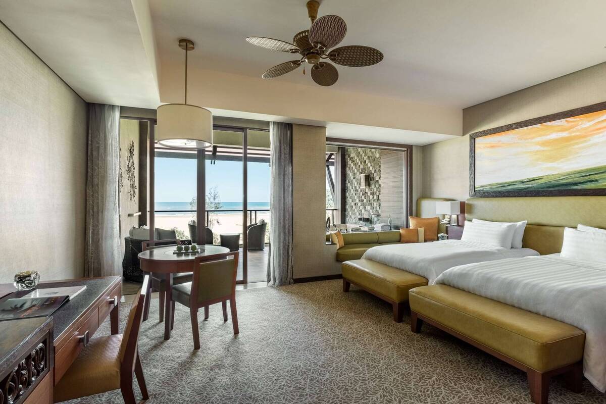 Junior Suite Sea View Twin