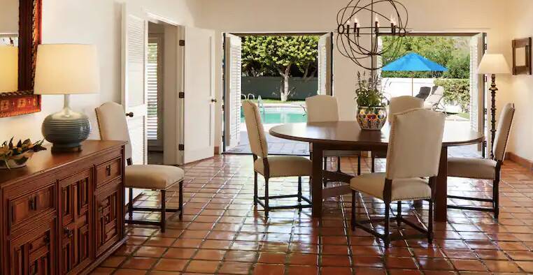 Pueblo Suite