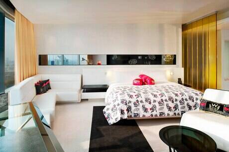 One Bedroom Studio Suite High Floor