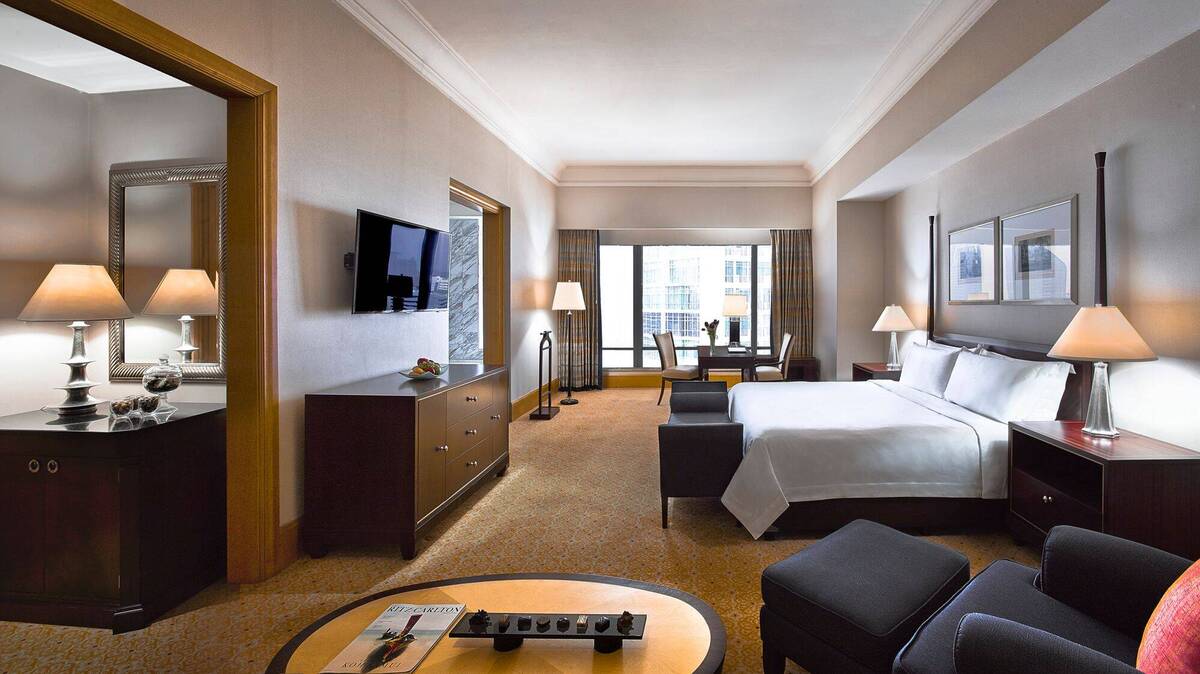Grand King Room