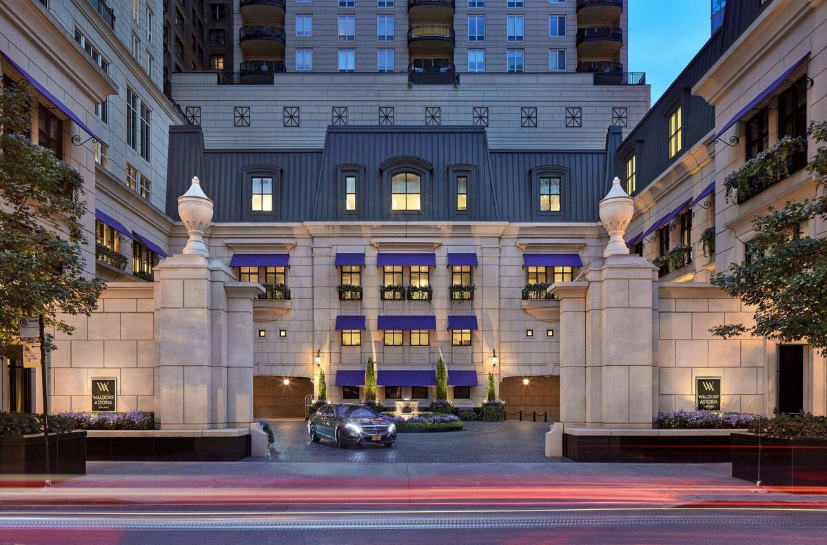 Waldorf Astoria Chicago