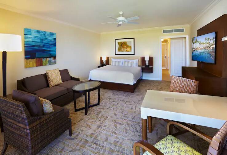 Napua Club Ocean View Accessible King Room