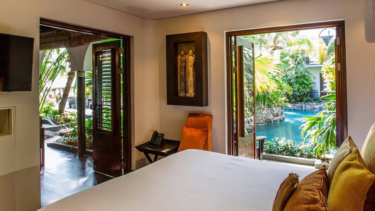 Tropical Pool Villa