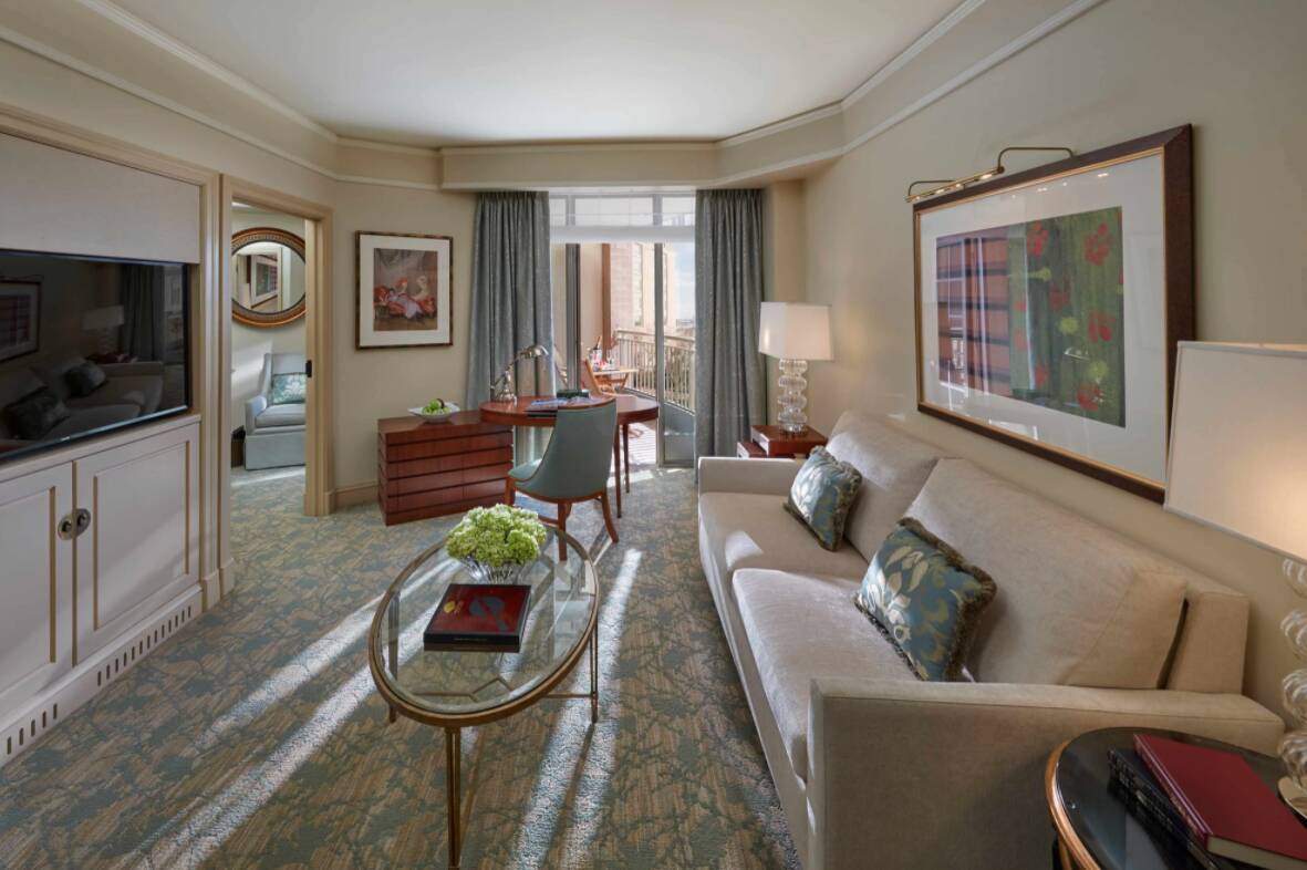 Deluxe Balcony One Bedroom Suite