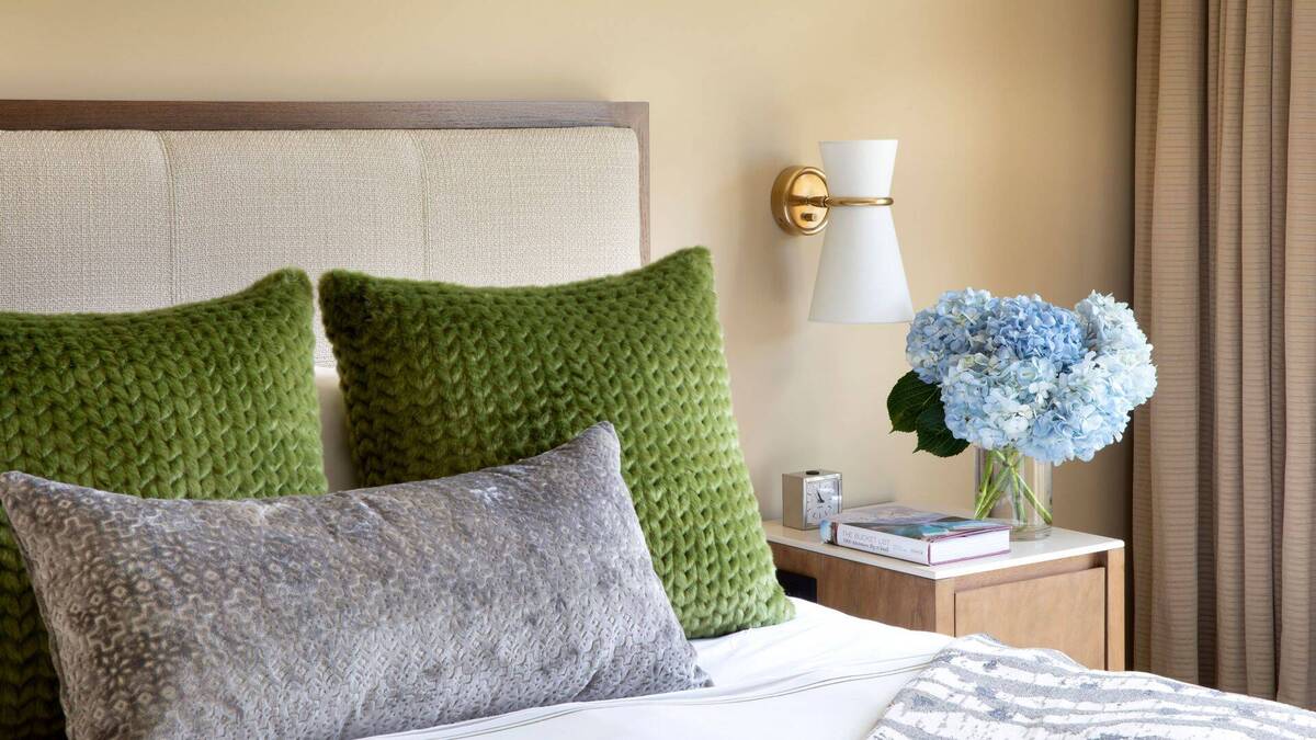 Two Bedroom Residence - King/Two Twin Beds