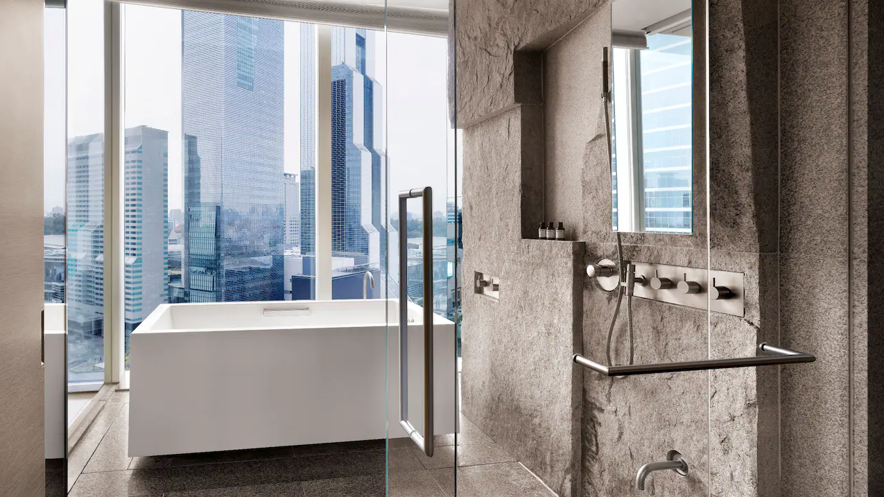 King Bed City View Premium