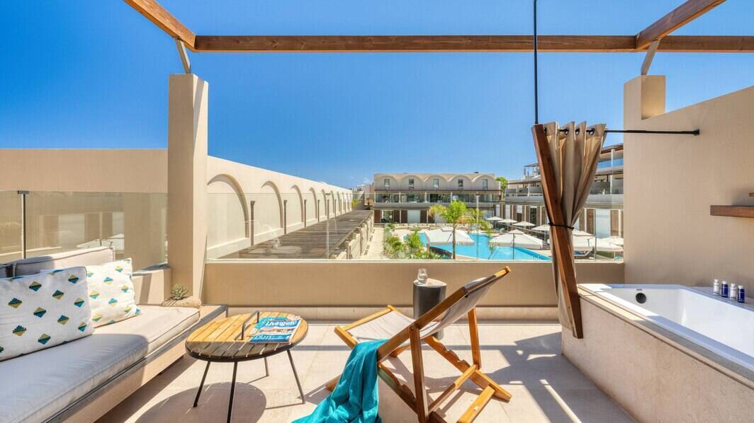 Wellness Loft Suite, Pool View, Whirlpool 