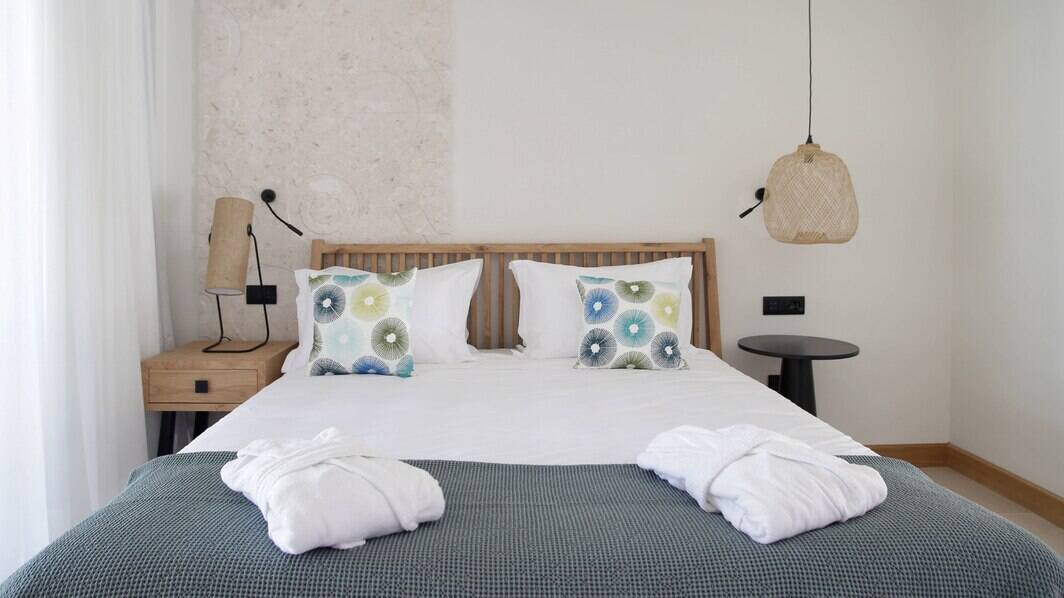 Ultimate Haven Suite, Seafront, Private Pool