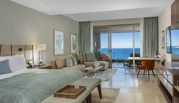 AMBASSADOR SUNRISE SUITE