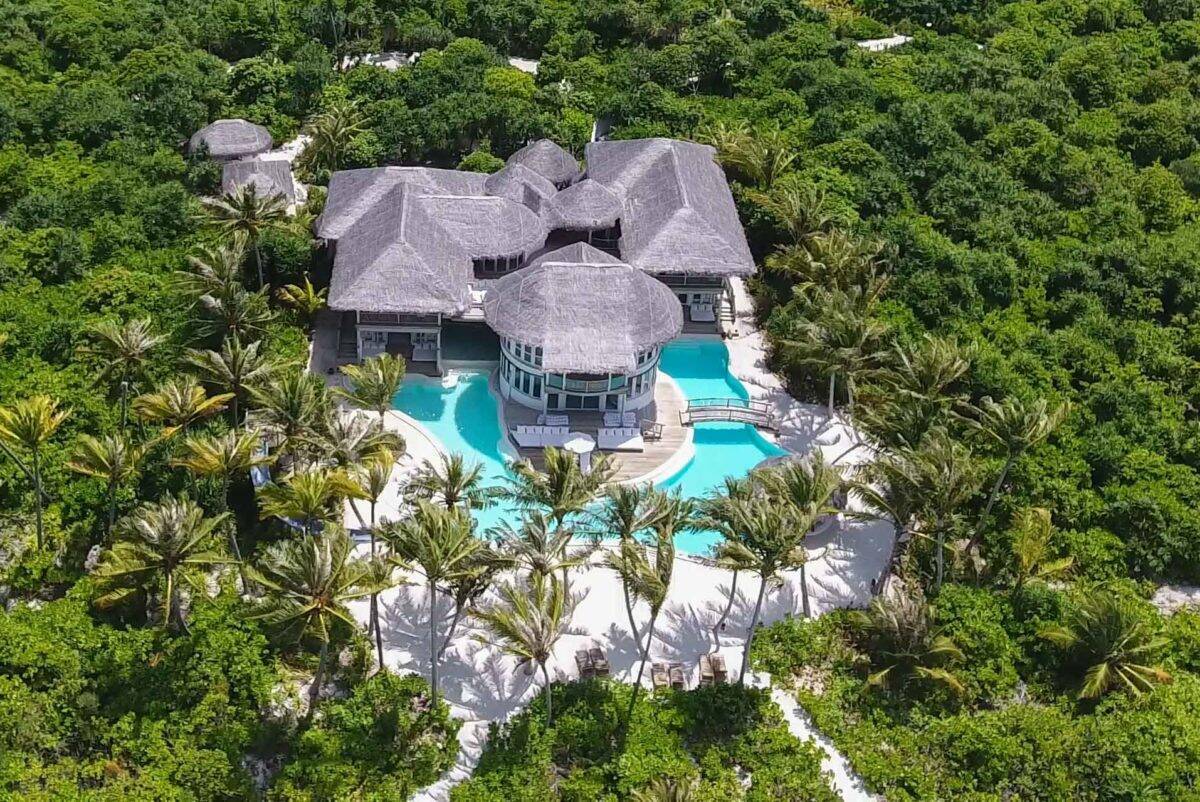 Four Bedroom Island Reserve with Slide