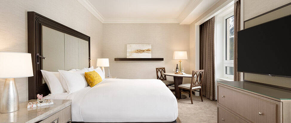 Fairmont Gold Junior Suite Lakeview