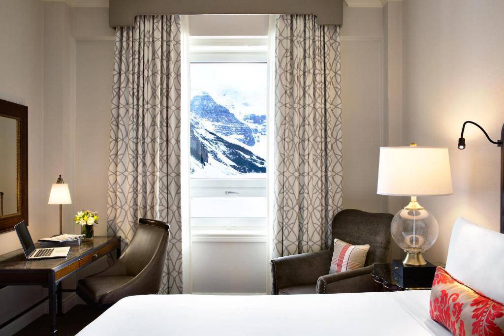 Fairmont Lakeview King