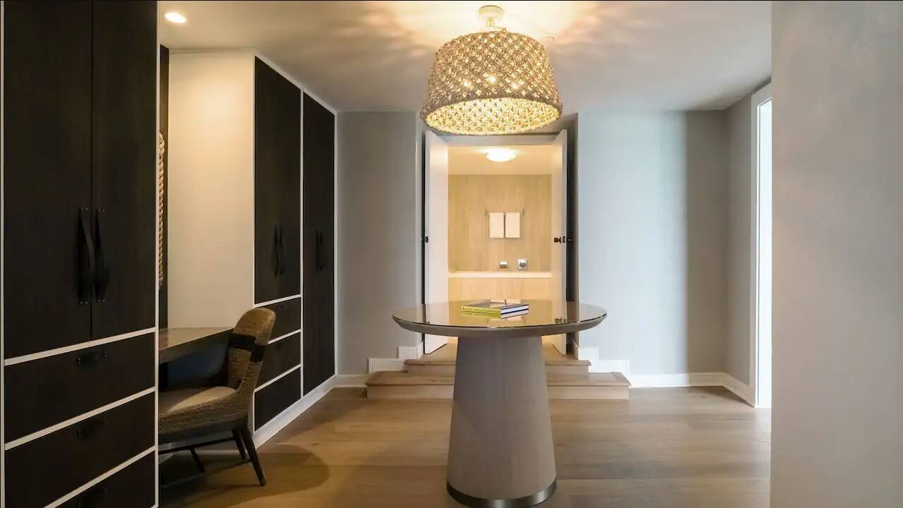 Luxury Suite