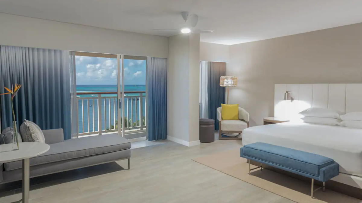 King Partial Oceanfront Balcony Deluxe