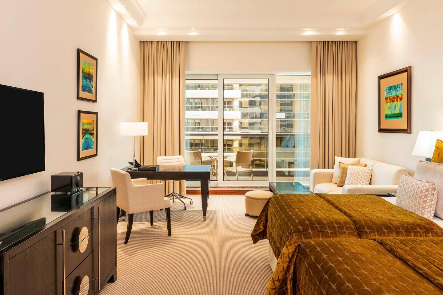 Premier Twin Room - Executive Lounge Access