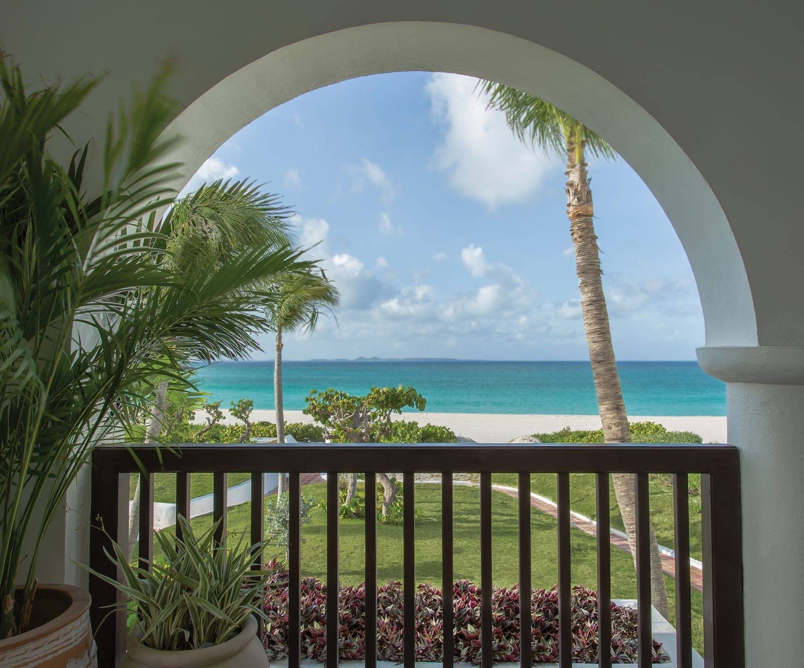 Casita Beachfront Twin Room