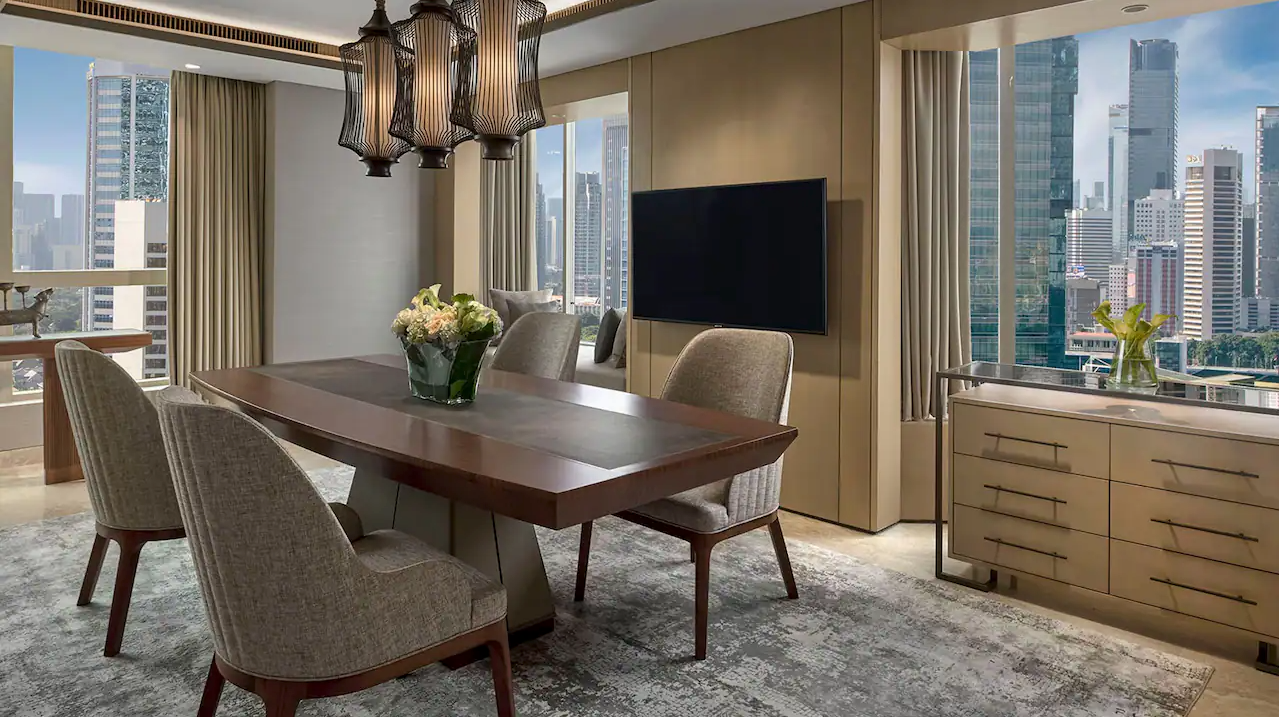 Diplomatic Suite