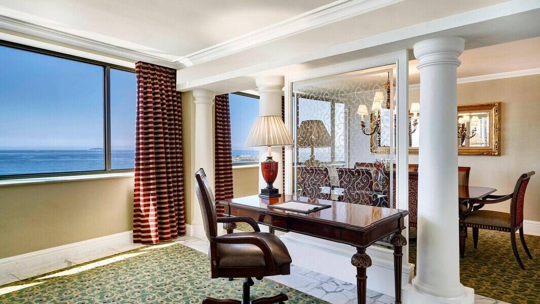 Presidential Suite with Executive Lounge Access