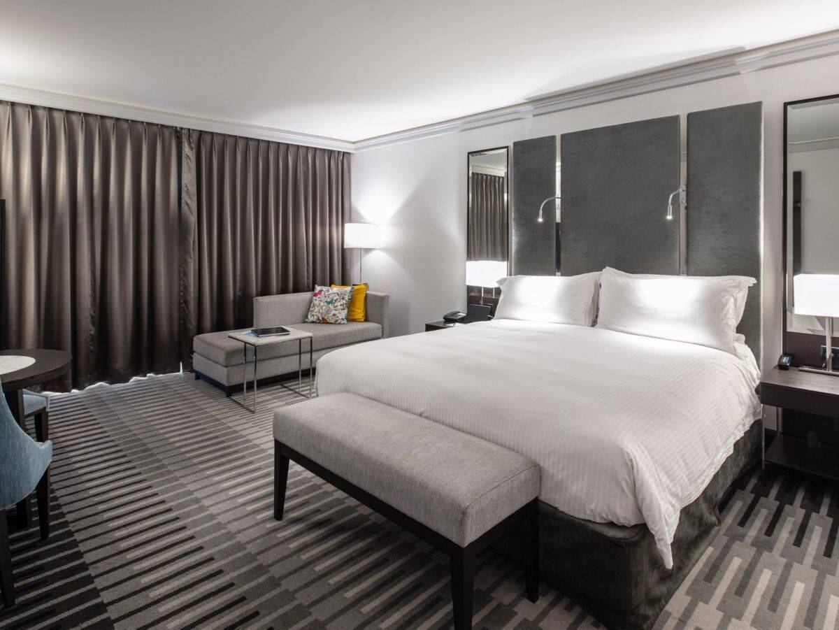 King Classic Room with Balcony
