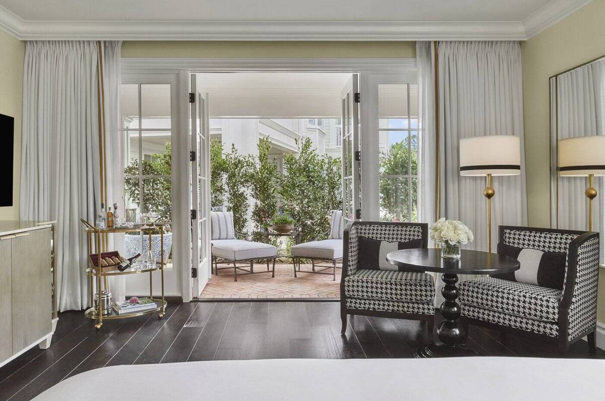 Montecito Bungalow King