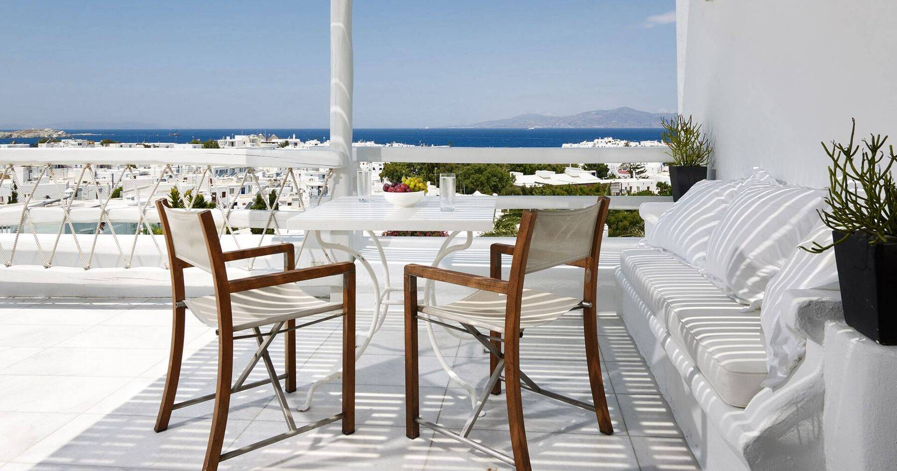 Panoramic Private Sundeck Room