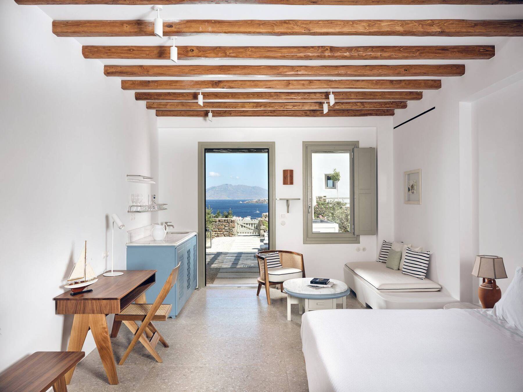 Hilltop Superior Suite