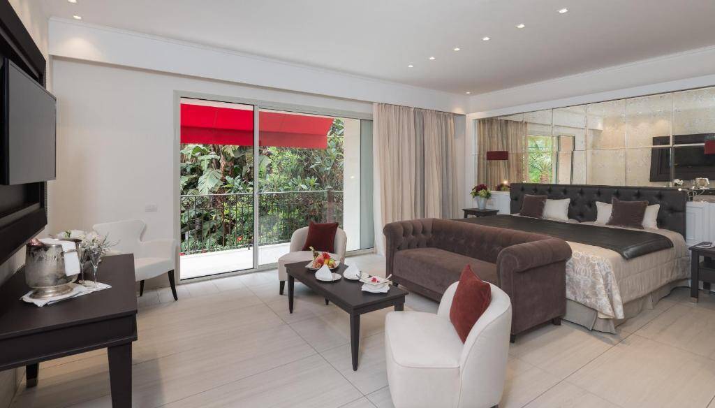 Luxury Room