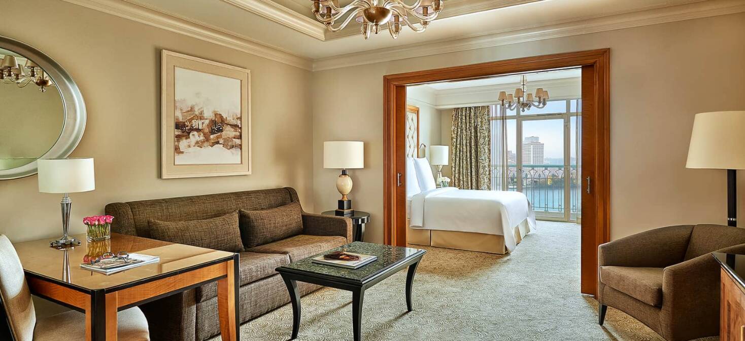 Corniche King Suite