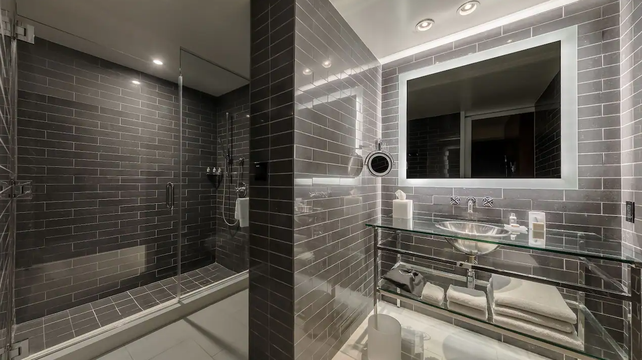 Andaz Suite