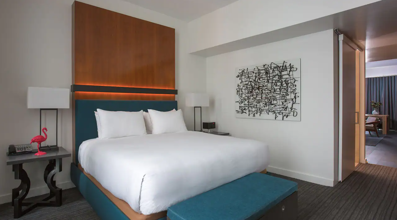 Andaz Extra Large Loft 