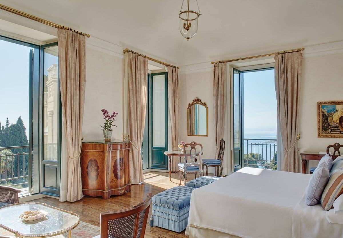 Deluxe Junior Suite