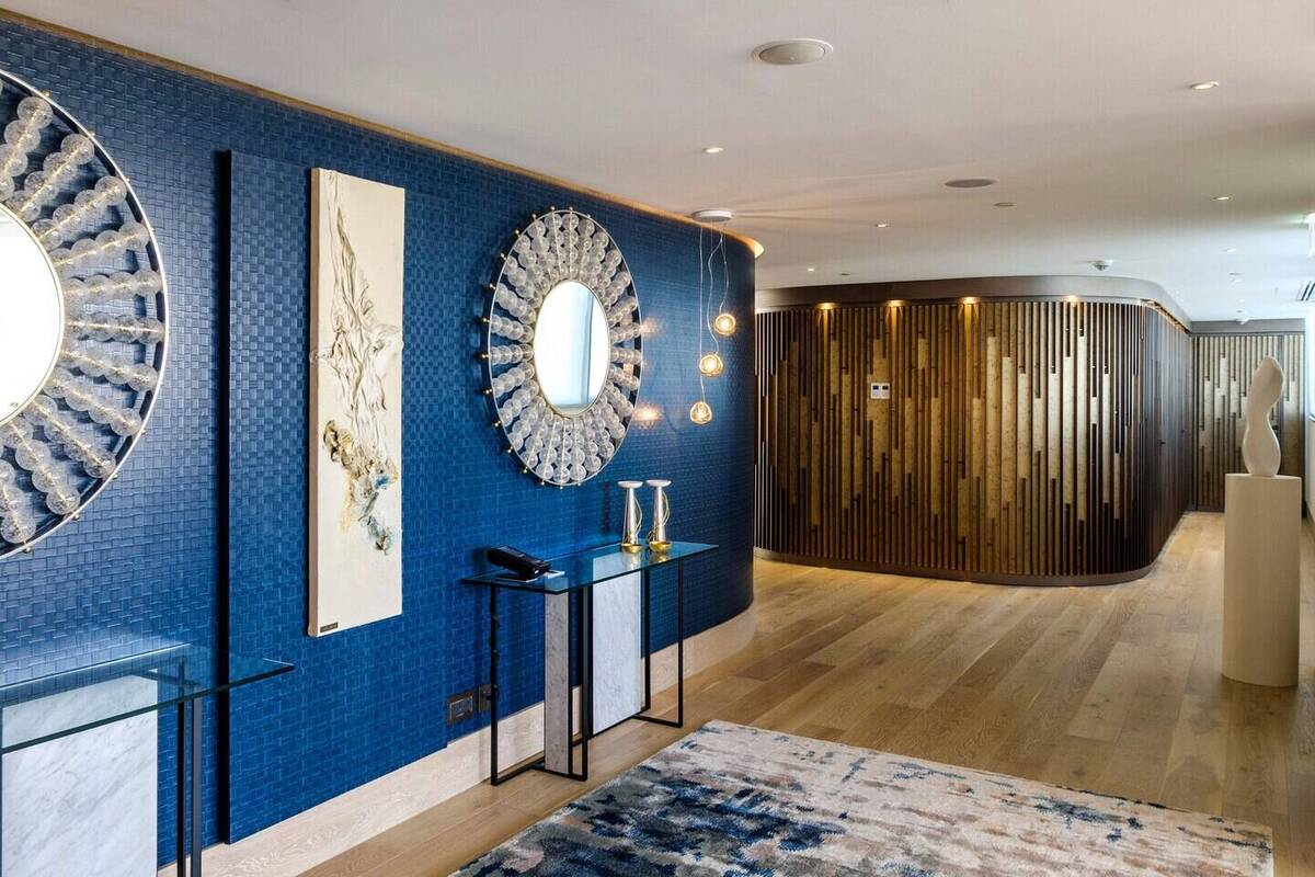 The Diamond Suite