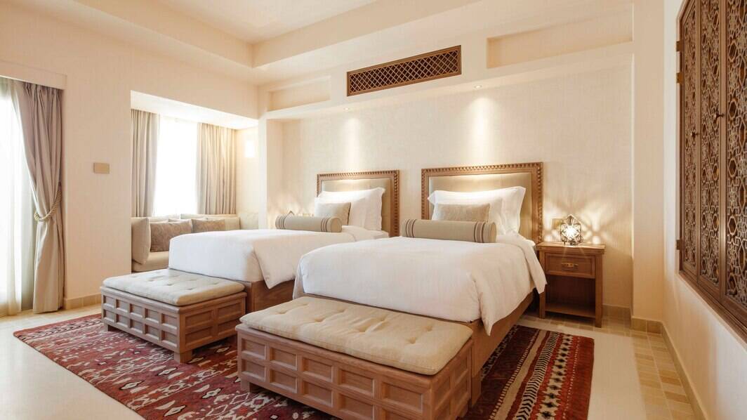 Deluxe Desert View Twin Room