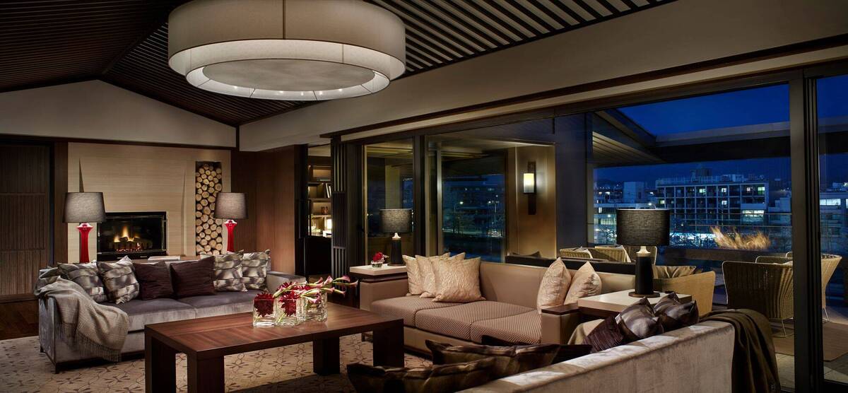 Ritz-Carlton Presidential Suite