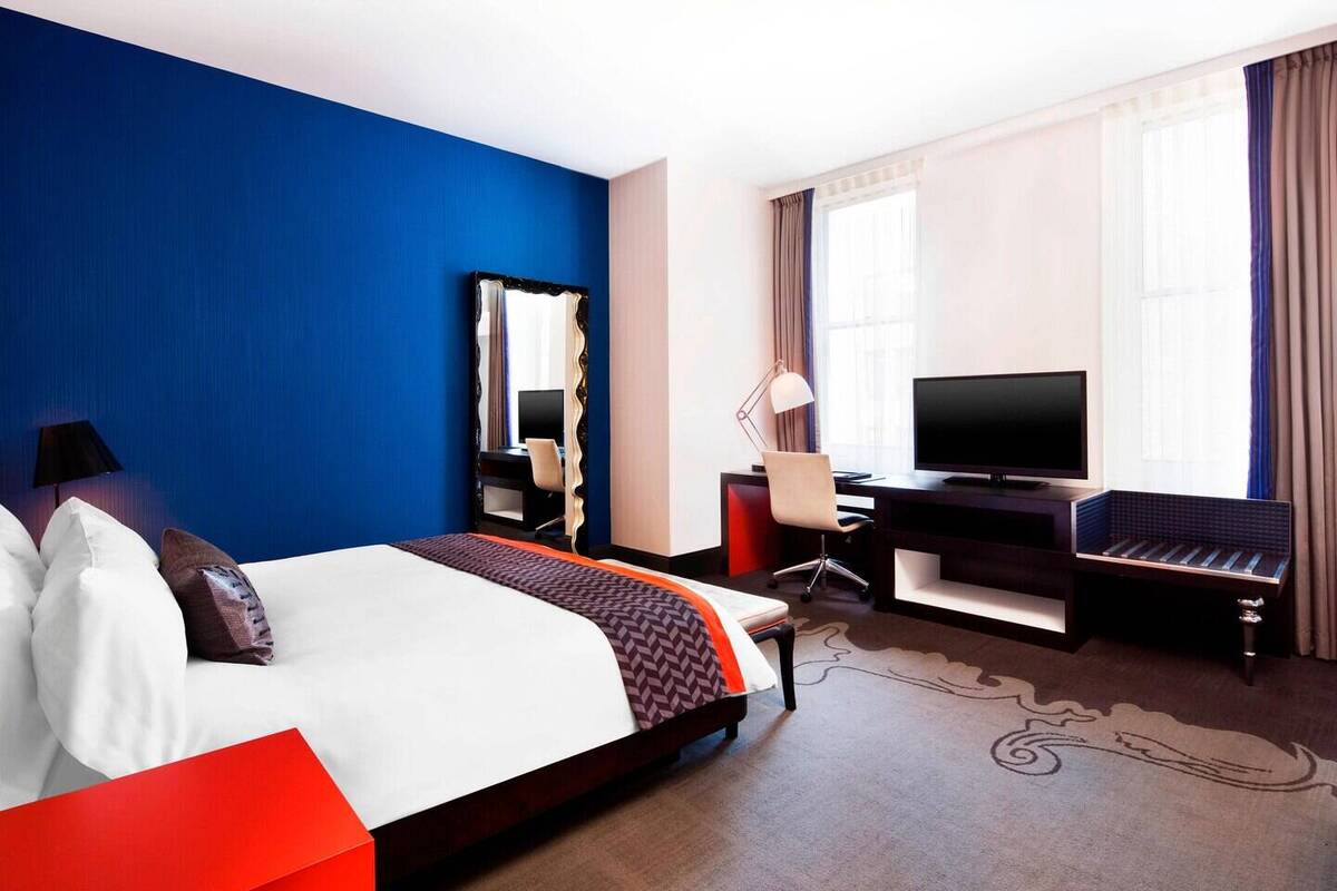 Standard King Room