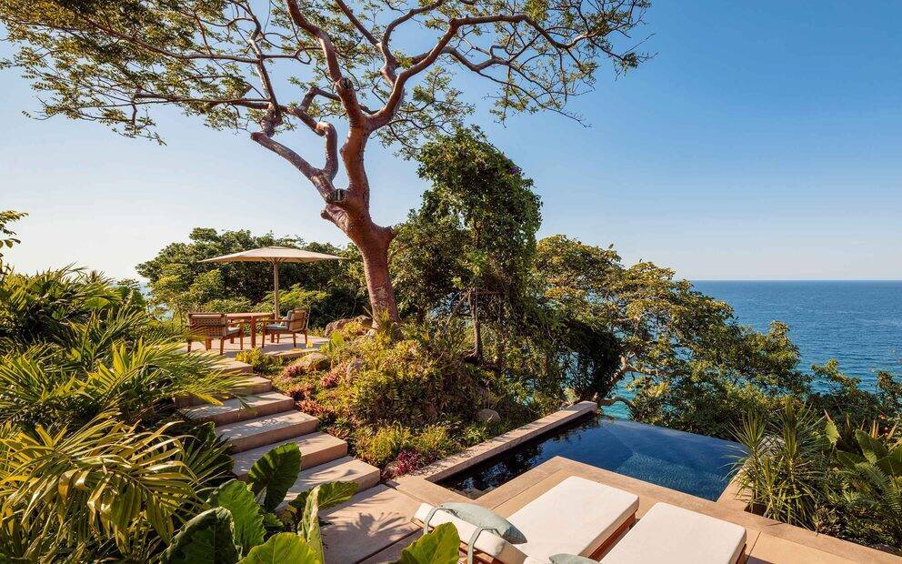 Panoramic Ocean Cliff Villa