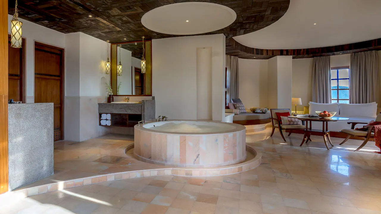 Regal Suite