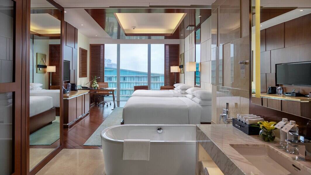 EXECUTIVE LOUNGE ACCESS DOUBLE ROOM