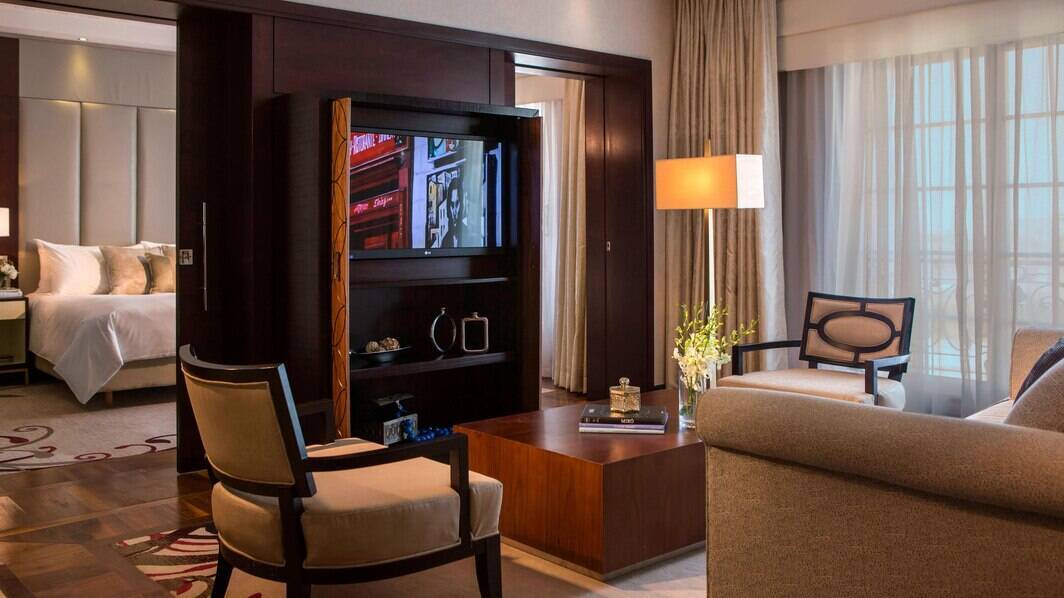 Executive King Suite - Club Lounge Access