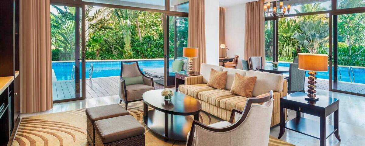 Lagoon Suite