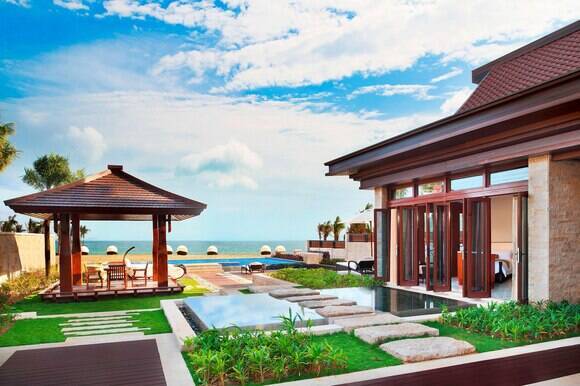 Royal Seaside Villa