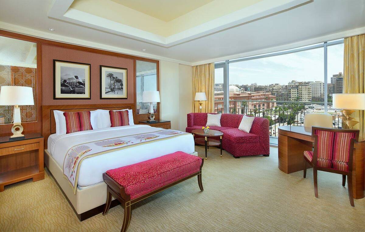 Deluxe King Room
