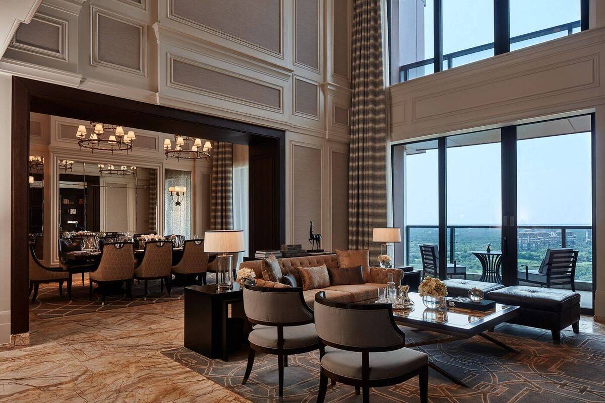 Club Lounge Access Presidential Suite