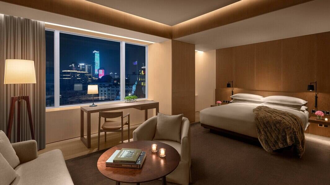 PEARL TOWER VIEW KING GUEST ROOM