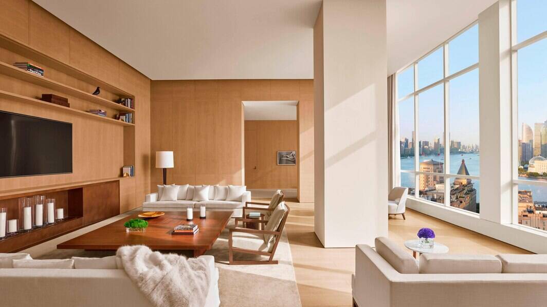 THE PENTHOUSE SUITE