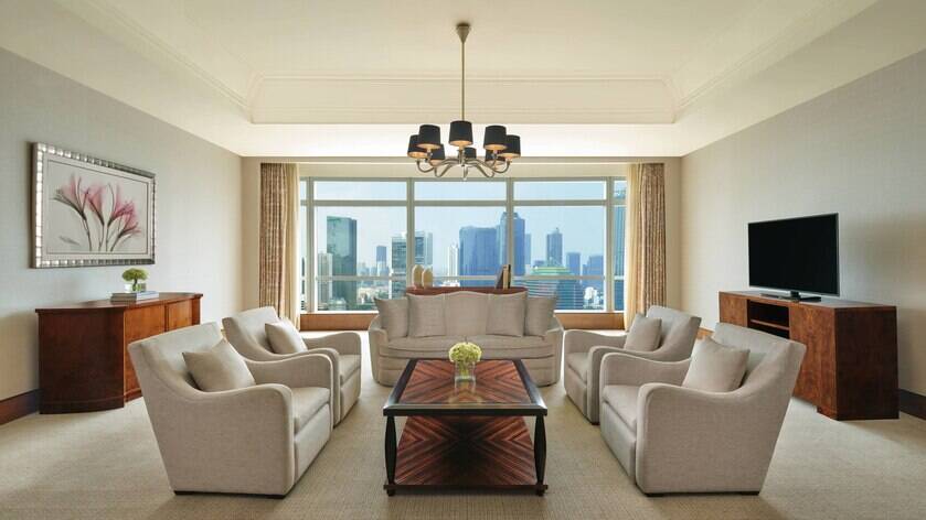 Ritz-Carlton Suite 