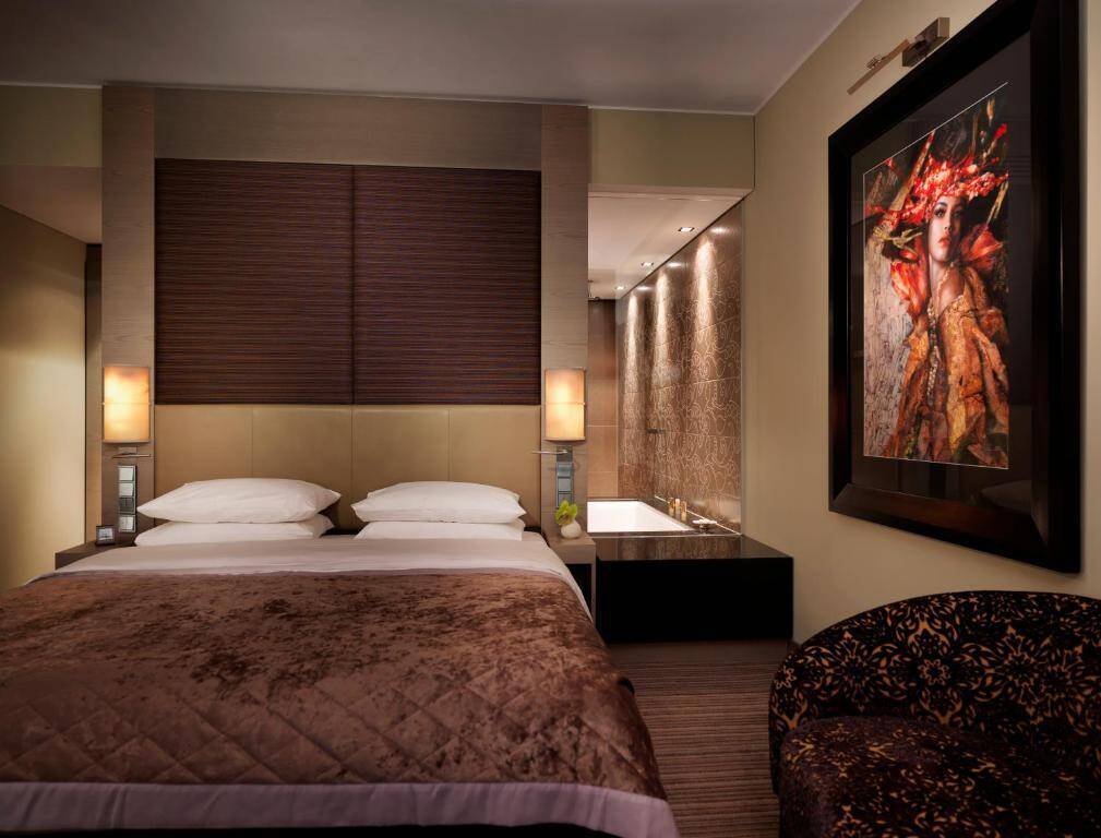 King Bed