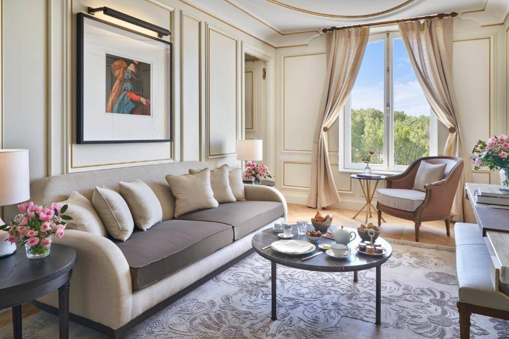 Prado Suite