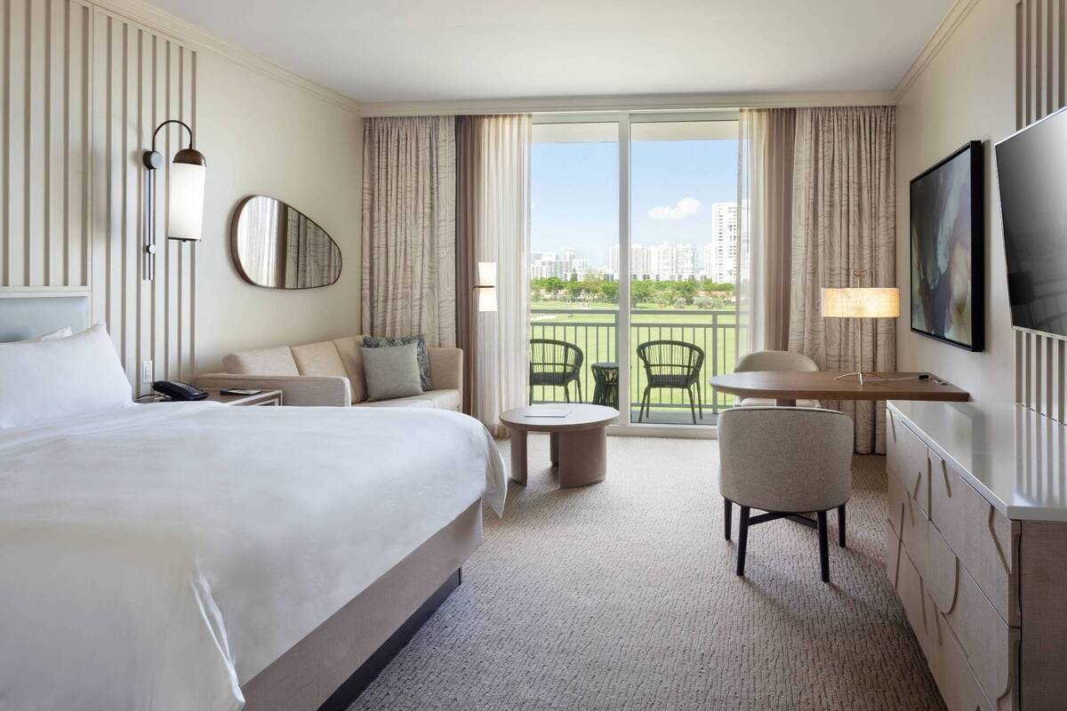 Golf View King Room