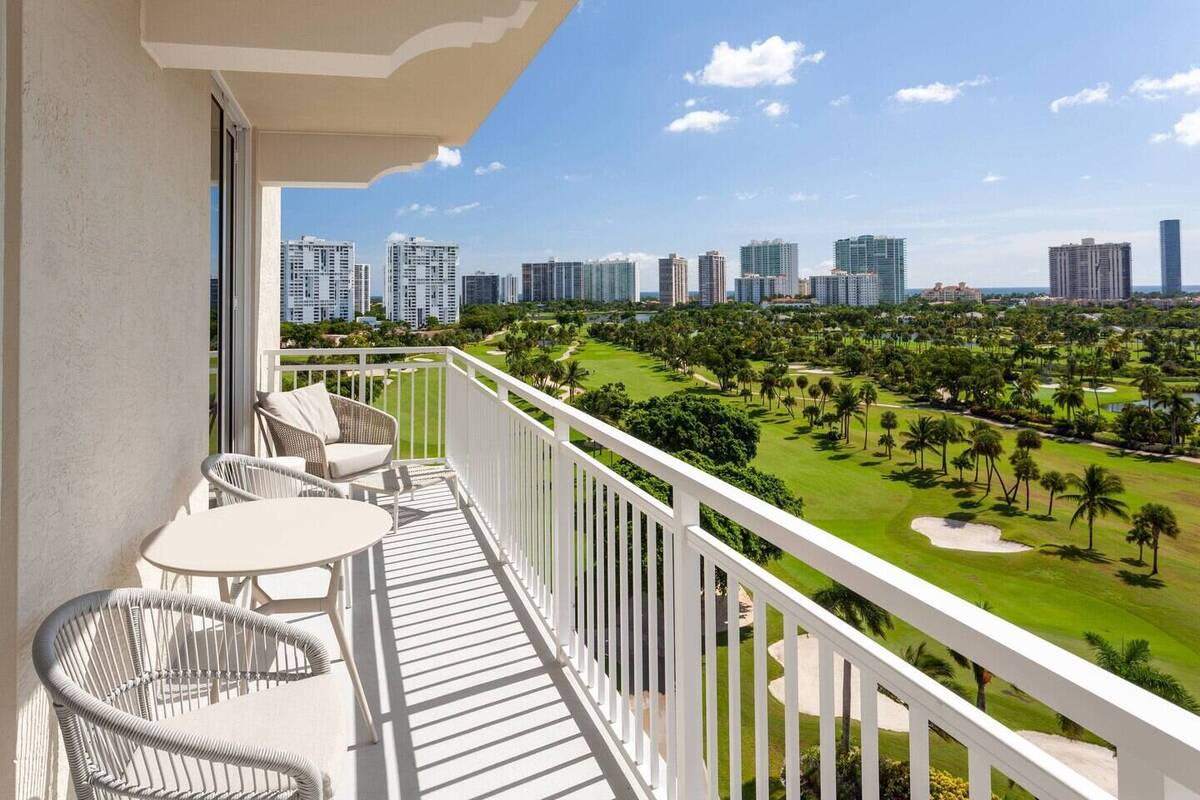 One Bedroom Suite - Ocean View